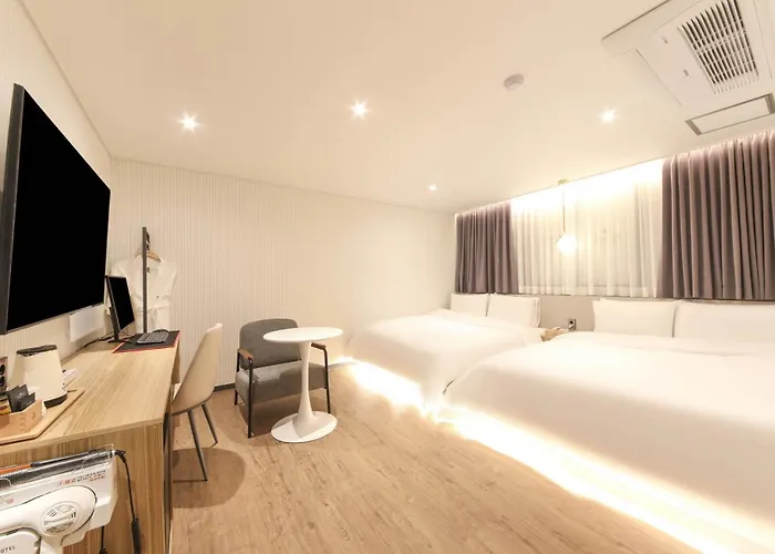 Hound Sasang Branch Busan